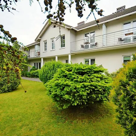 Homestay Marmari -villa Dla Par Grzybowo (West Pomeranian)