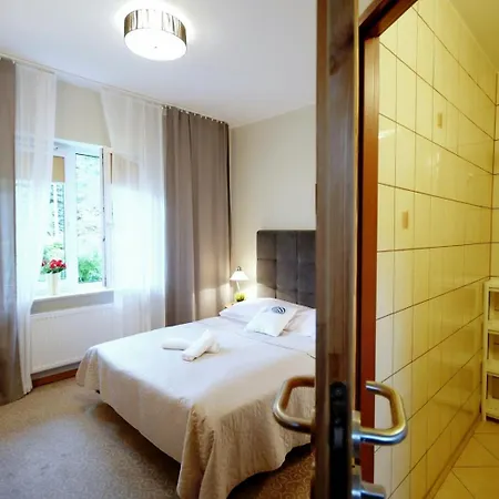 Homestay Marmari -villa Dla Par Grzybowo (West Pomeranian)